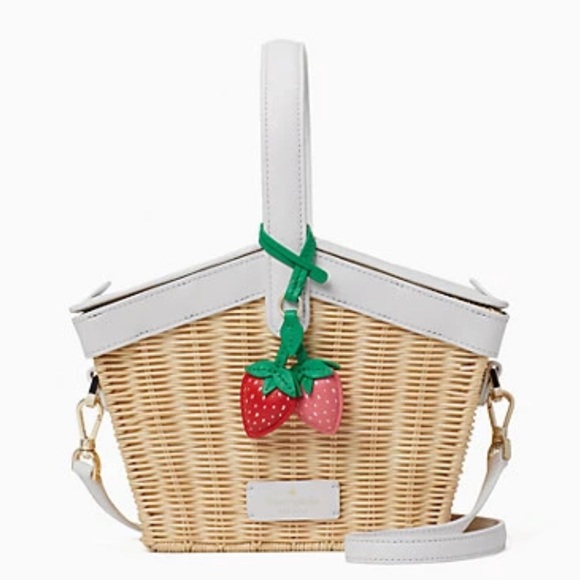 MAKE AN OFFER  Kate Spade Wicker Picnic Basket Strawberry White - Picture 1 of 13